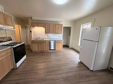 Kitchen - 2 Plain St, Barre, VT 05641 photo 2 of 3