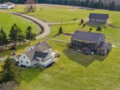 61 65 Perry Rd, Columbia, NH 03576
