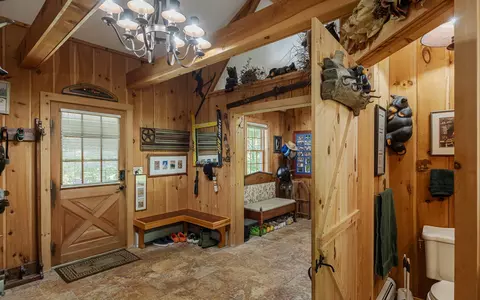 Entry Way - 8 Twin Rocks Rd, Dover, VT 05356 photo 1 of 12
