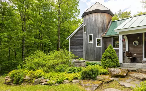 Exterior - 8 Twin Rocks Rd, Dover, VT 05356 photo 11 of 19
