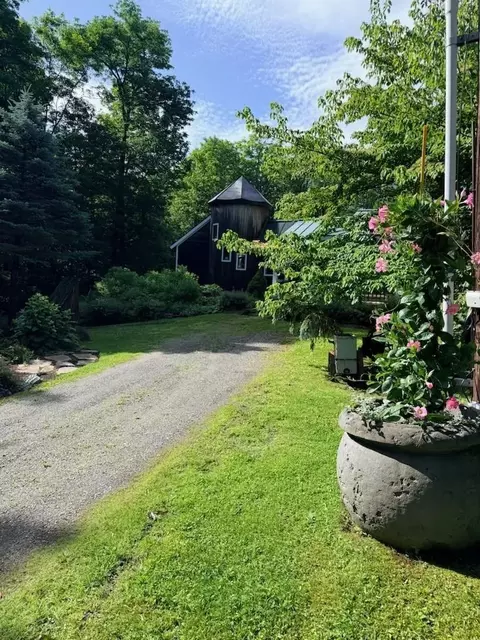 Exterior - 8 Twin Rocks Rd, Dover, VT 05356 photo 9 of 19
