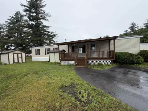 10 Springbrook St, Hinsdale, NH 03451