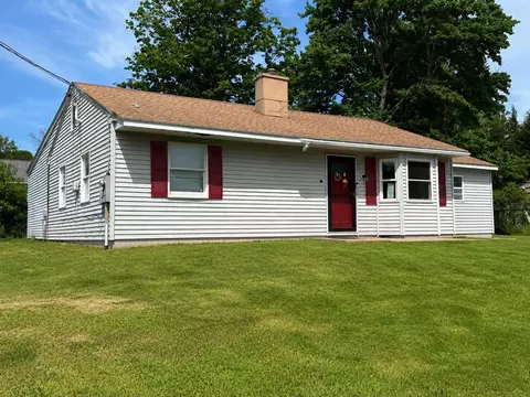 Exterior - 3 Lark Ln, Springfield, VT 05156 photo 2 of 2