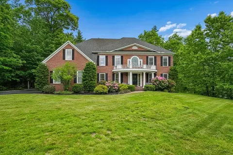 15 Mill Stone Ter, Bedford, NH 03110
