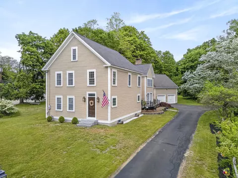 376 Main St, Hopkinton, NH 03229