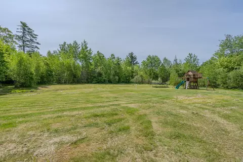 Exterior - 21 Nutter Cir, Barnstead, NH 03225 photo 9 of 17