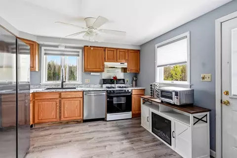 Kitchen - 21 Nutter Cir, Barnstead, NH 03225 photo 1 of 6