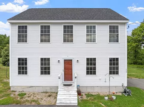113 Richards Way, Farmington, NH 03835