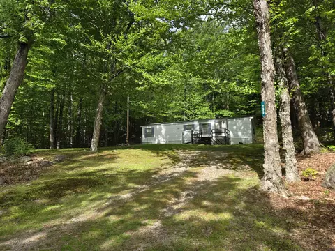 235 Eastside Rd, Woodstock, NH 03262