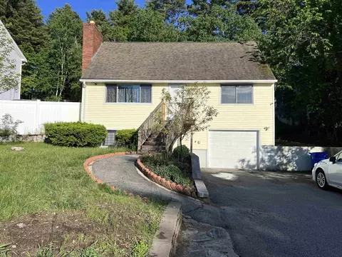 109 Weston Rd, Manchester, NH 03103