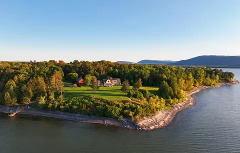 6954 Vermont Route 17 W, Addison, VT 05491