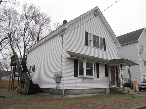 3 Mcilvin St #B, Manchester, NH 03103