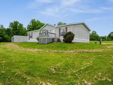 669 Buttolph Rd, Shoreham, VT 05770