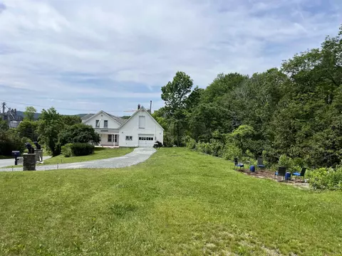 Exterior - 88 Mill Hl, Barnet, VT 05821 photo 4 of 15