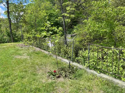 Exterior - 88 Mill Hl, Barnet, VT 05821 photo 14 of 15
