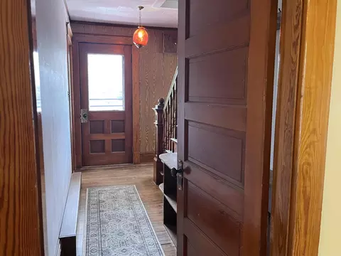 Entry Way - 88 Mill Hl, Barnet, VT 05821 photo 1 of 8