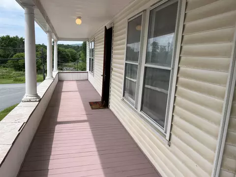 Exterior - 88 Mill Hl, Barnet, VT 05821 photo 5 of 15