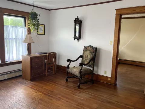 Living - 88 Mill Hl, Barnet, VT 05821 photo 5 of 5