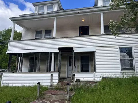 Exterior - 88 Mill Hl, Barnet, VT 05821 photo 5 of 10