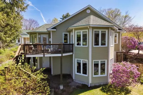 3 Linkside Dr, Thornton, NH 03285