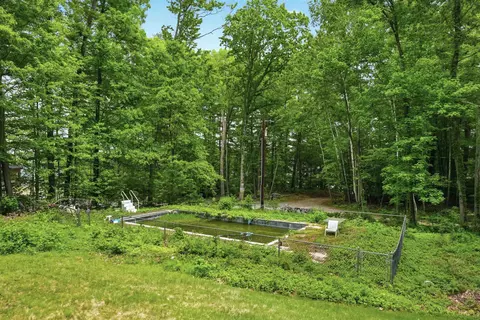 Exterior - 17 Rolling Ridge Rd, Windham, NH 03087 photo 4 of 13