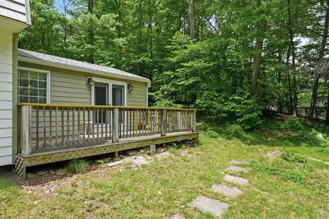 Exterior - 17 Rolling Ridge Rd, Windham, NH 03087 photo 5 of 13