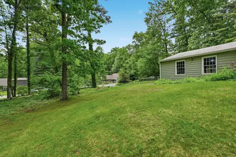 Exterior - 17 Rolling Ridge Rd, Windham, NH 03087 photo 12 of 13