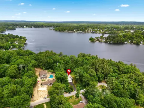 View/Area - 17 Rolling Ridge Rd, Windham, NH 03087 photo 2 of 4