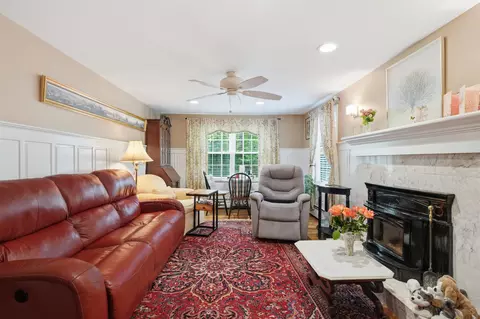 Living - 17 Rolling Ridge Rd, Windham, NH 03087 photo 3 of 5