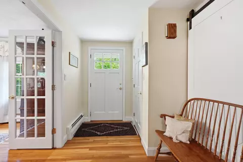Entry Way - 17 Rolling Ridge Rd, Windham, NH 03087 photo 1 of 4