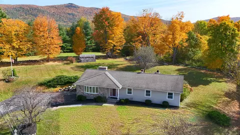 12 Laverne Dr, Rutland, VT 05701