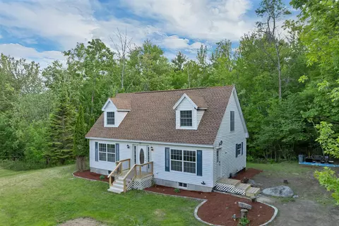203 Pease Rd, Meredith, NH 03253