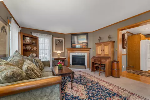 Living - 58 Pointe Trinity Dr, Strafford, NH 03884 photo 2 of 3
