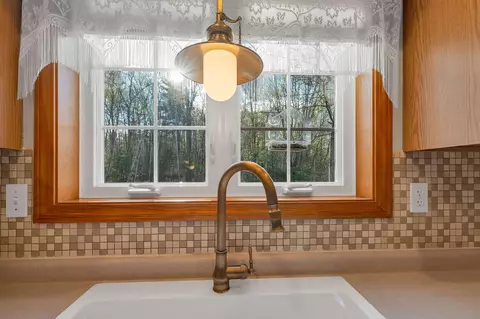 Kitchen - 58 Pointe Trinity Dr, Strafford, NH 03884 photo 4 of 4