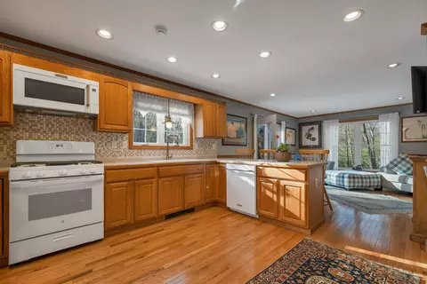Kitchen - 58 Pointe Trinity Dr, Strafford, NH 03884 photo 1 of 4