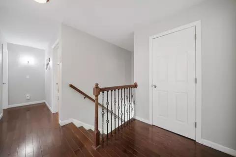 Entry Way - 13 Stirling Ave, Hooksett, NH 03106 photo 6 of 10