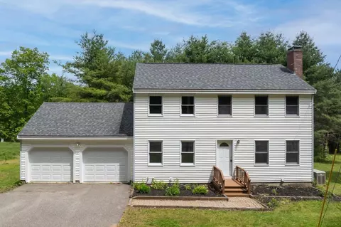 11 Lovell Rd, Stratham, NH 03885