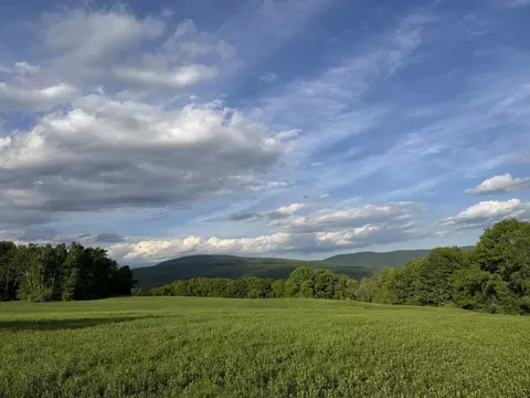 00 Montgomery Rd, Pownal, VT 05201