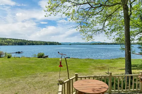 3 Brewster Rd, Tuftonboro, NH 03816