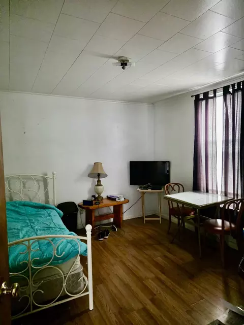 8 Mount St, Barre, VT 05641 photo 7