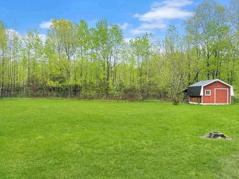 Exterior - 367 River Rd, Beecher Falls, VT 05902 photo 10 of 11