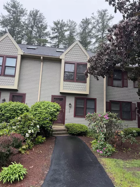 210 Bartemus Trl #44, Nashua, NH 03062