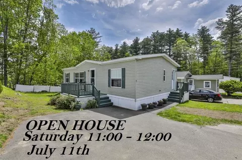 7 Pearl Ct, Merrimack, NH 03054