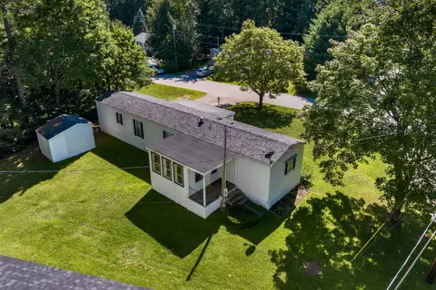 1 Woodgate Cir, Tilton, NH 03276