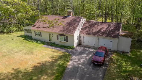 186 Old Bennington Rd, Greenfield, NH 03047