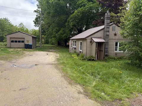 190 Leavitt Rd, Belmont, NH 03220