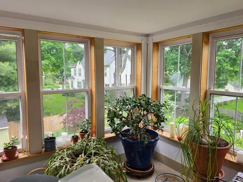 Exterior - 27 Linden St, Exeter, NH 03833 photo 4 of 6