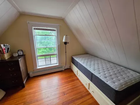 Bedroom - 27 Linden St, Exeter, NH 03833 photo 2 of 5