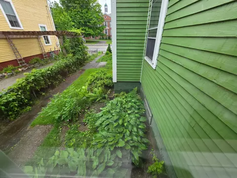 Exterior - 27 Linden St, Exeter, NH 03833 photo 3 of 6