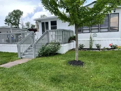 20 Eagle Ln, South Hero, VT 05486